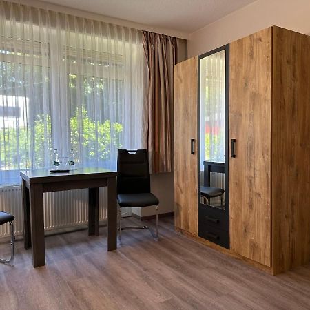 Gaestehaus Lietzow & Stoertebeker Camp Luaran gambar